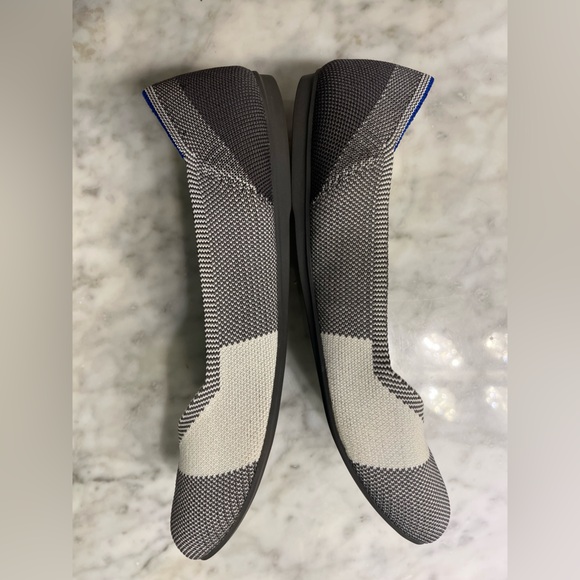 Rothy's Gray and White Patterned Flats - Picture 5 of 8